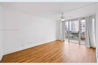 1440 Brickell Bay Dr #307, Miami, FL 33131 - Photo 12