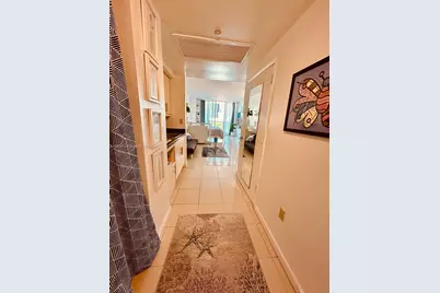 2889 McFarlane Rd #909, Miami, FL 33133 - Photo 4