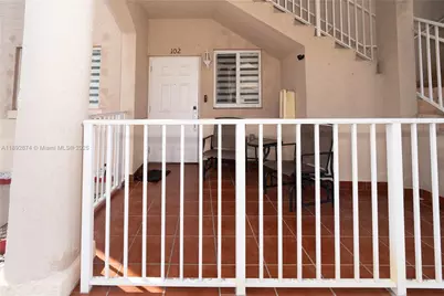 298 E 3rd St #102, Hialeah, FL 33010 - Photo 4