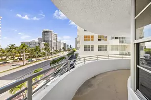 5555 Collins Ave, Miami Beach, FL 33140 - Photo 14