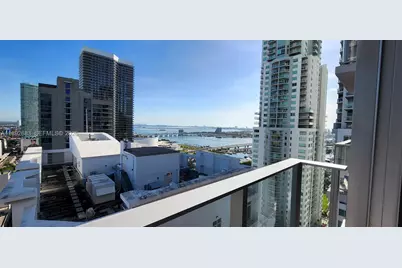 227 NE 2nd St #2907, Miami, FL 33132 - Photo 20