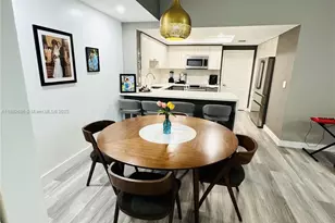 9725 NW 52nd St, Doral, FL 33178 - Photo 6