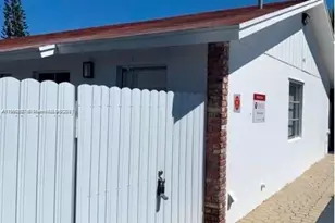 401 SE 23rd Ave, Boynton Beach, FL 33435 - Photo 2