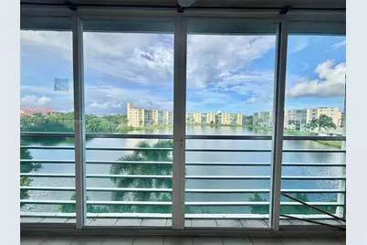 141 SE 3rd Ave #402, Dania Beach, FL 33004 - Photo 1
