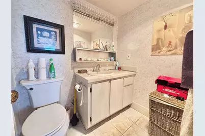 141 SE 3rd Ave #402, Dania Beach, FL 33004 - Photo 14