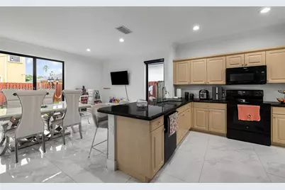 15987 SW 141st St, Miami, FL 33196 - Photo 10