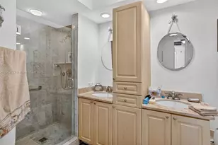 20281 E Country Club Dr, Aventura, FL 33180 - Photo 34