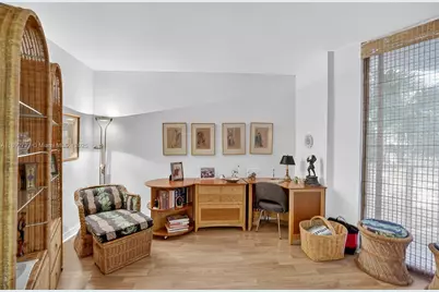 20281 E Country Club Dr #210, Aventura, FL 33180 - Photo 38