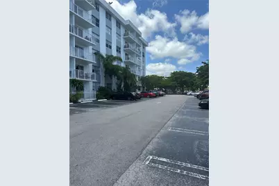 16465 NE 22nd Ave #204, North Miami Beach, FL 33160 - Photo 1