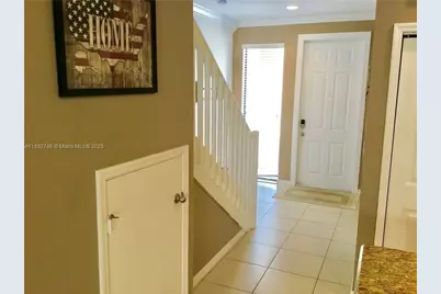1071 NW 33rd Ct, Pompano Beach, FL 33064 - Photo 10