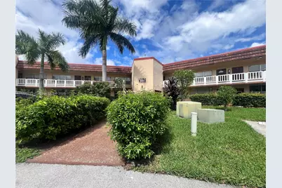 8851 Sunrise Lakes Blvd #109, Sunrise, FL 33322 - Photo 1