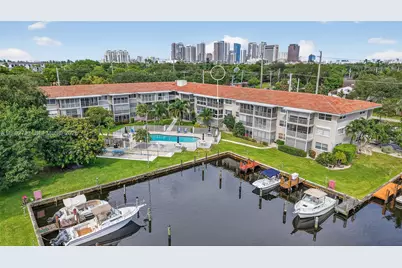 900 SW 12th St #305, Fort Lauderdale, FL 33315 - Photo 1