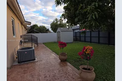 1690 E 5th Ave #1690, Hialeah, FL 33010 - Photo 14