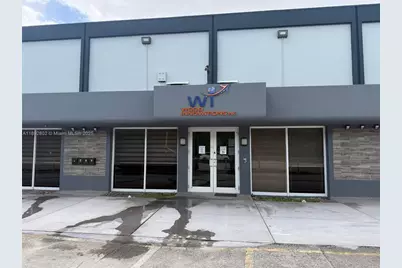 960 W 84th St, Hialeah, FL 33014 - Photo 1