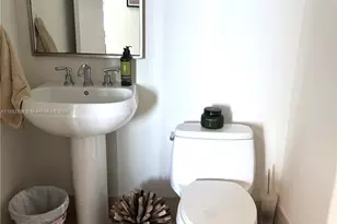 900 Brickell Key Blvd, Miami, FL 33131 - Photo 22