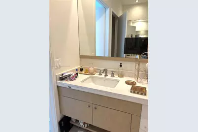 900 Brickell Key Blvd #2602, Miami, FL 33131 - Photo 8