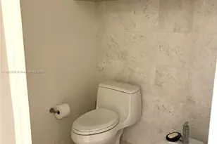 900 Brickell Key Blvd, Miami, FL 33131 - Photo 20