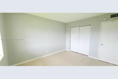 287 Norwich L #287, West Palm Beach, FL 33417 - Photo 18