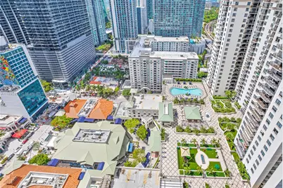 55 SW 9th St #3205, Miami, FL 33130 - Photo 38