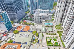 55 SW 9th St, Miami, FL 33130 - Photo 38