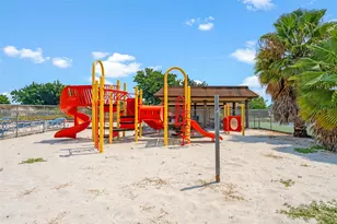 9917 W Elm Ln, Miramar, FL 33025 - Photo 48