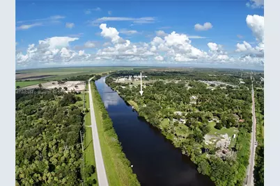 15306 SW Palm Oak Ave, Indiantown, FL 34956 - Photo 16