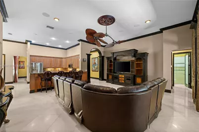 14130 SW 33rd Ct, Davie, FL 33330 - Photo 10