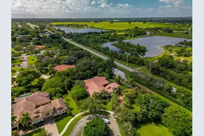 14130 SW 33rd Ct, Davie, FL 33330 - Photo 36