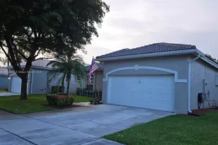 2635 SE 4th Pl, Homestead, FL 33033 - Photo 2