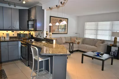 2011 Cornwall #A, Boca Raton, FL 33434 - Photo 2