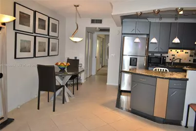 2011 Cornwall #A, Boca Raton, FL 33434 - Photo 6