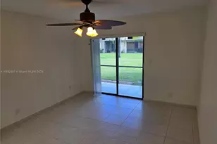 460 Lakeview Dr, Weston, FL 33326 - Photo 18