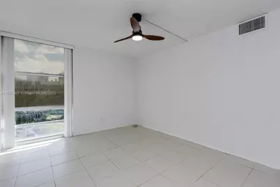 210 172nd St #432, Sunny Isles Beach, FL 33160 - Photo 20