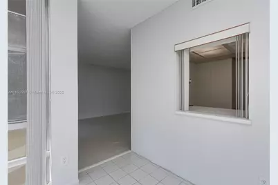 210 172nd St #432, Sunny Isles Beach, FL 33160 - Photo 14