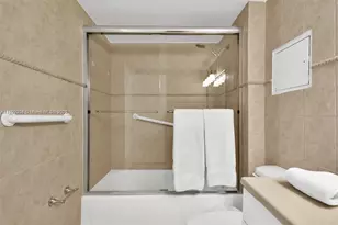 2301 Collins Ave, Miami Beach, FL 33139 - Photo 16
