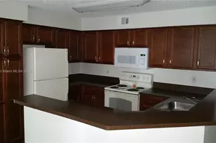 7640 Westwood Dr, Tamarac, FL 33321 - Photo 12