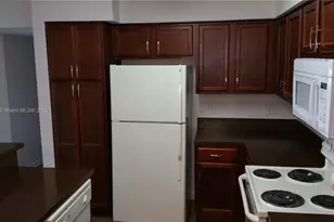 7640 Westwood Dr, Tamarac, FL 33321 - Photo 10