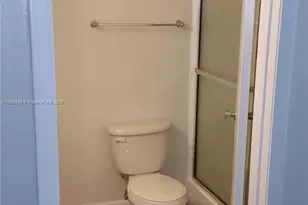 7640 Westwood Dr, Tamarac, FL 33321 - Photo 16