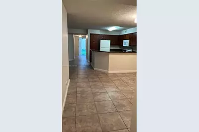 7640 Westwood Dr #407, Tamarac, FL 33321 - Photo 4