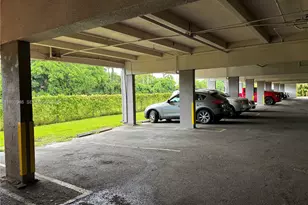 1350 W 53rd St, Hialeah, FL 33012 - Photo 14