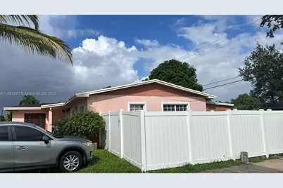 901 NW 199th St, Miami Gardens, FL 33169 - Photo 4