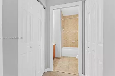 2344 Vintage Dr, Lighthouse Point, FL 33064 - Photo 14