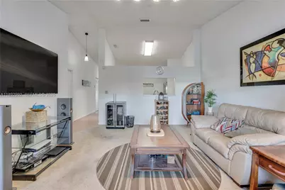 7641 NW 99th Ave, Tamarac, FL 33321 - Photo 12