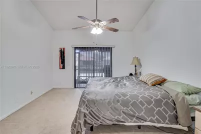 7641 NW 99th Ave, Tamarac, FL 33321 - Photo 18