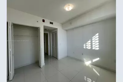 7661 NW 107th Ave #405, Doral, FL 33178 - Photo 6