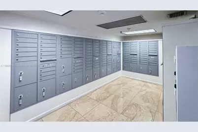 17890 W Dixie Hwy 319 Hwy #319, North Miami Beach, FL 33160 - Photo 26