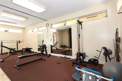 17890 W Dixie Hwy 319 Hwy #319, North Miami Beach, FL 33160 - Photo 22