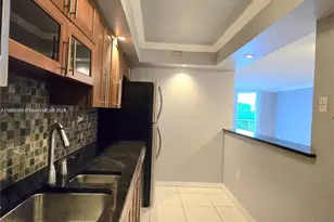 18071 Biscayne Blvd, Aventura, FL 33160 - Photo 4