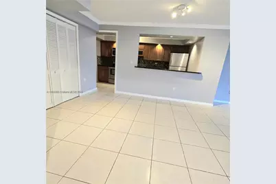 18071 Biscayne Blvd #302, Aventura, FL 33160 - Photo 14