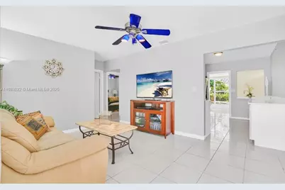 822 Avenida Hermosa, West Palm Beach, FL 33405 - Photo 4